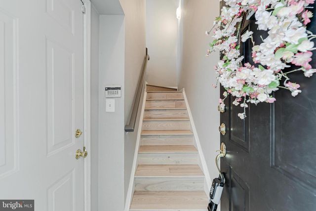 13034 CABIN CREEK RD, Herndon, VA 20171
