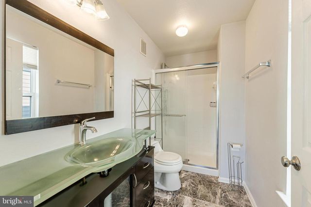 13034 CABIN CREEK RD, Herndon, VA 20171