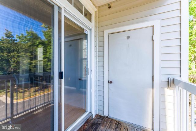 13034 CABIN CREEK RD, Herndon, VA 20171