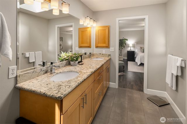 21013 SE 138th Place, Issaquah, WA 98027