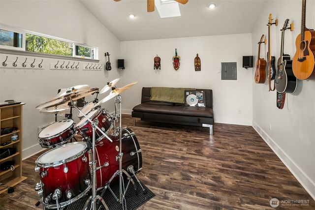 21013 SE 138th Place, Issaquah, WA 98027