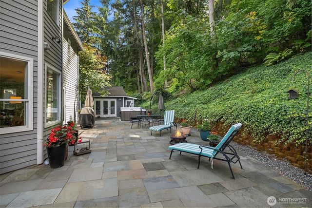 21013 SE 138th Place, Issaquah, WA 98027