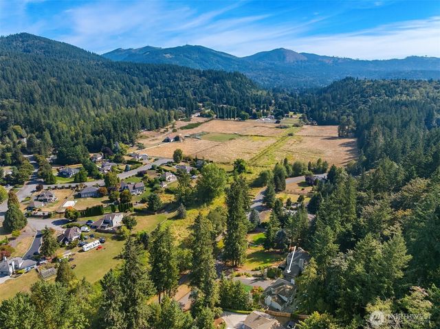 21013 SE 138th Place, Issaquah, WA 98027