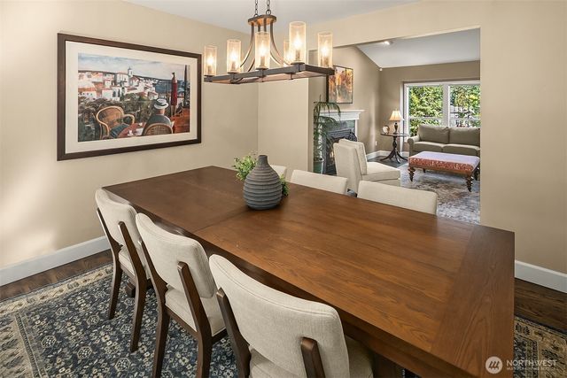 21013 SE 138th Place, Issaquah, WA 98027