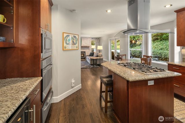 21013 SE 138th Place, Issaquah, WA 98027