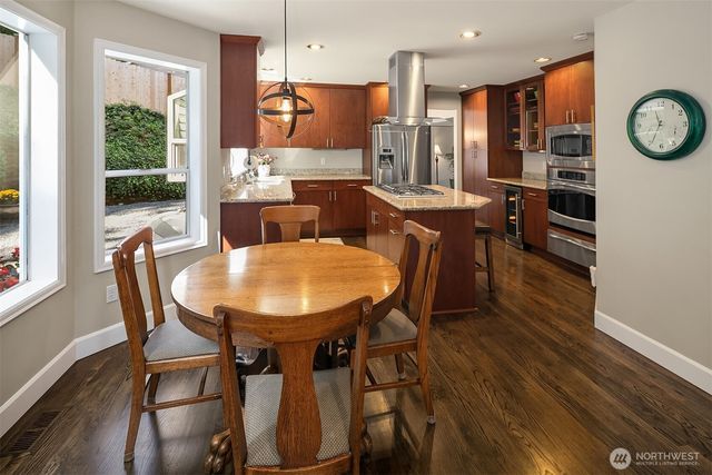 21013 SE 138th Place, Issaquah, WA 98027
