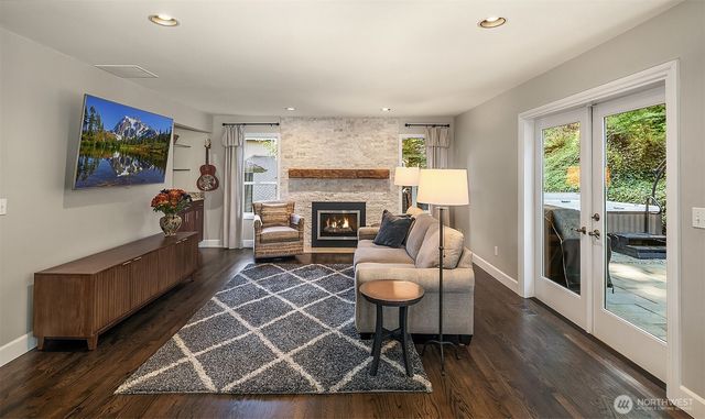21013 SE 138th Place, Issaquah, WA 98027