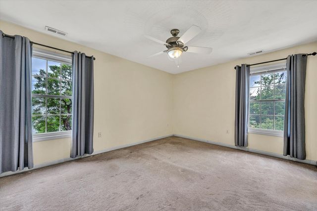 N 1270 Mill RD, Salem, VA 24153