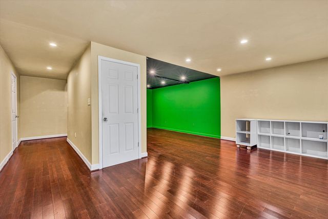 N 1270 Mill RD, Salem, VA 24153