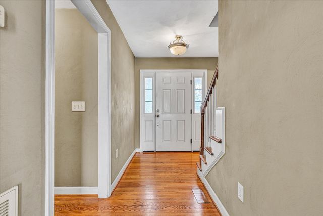 N 1270 Mill RD, Salem, VA 24153