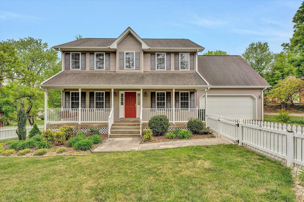 N 1270 Mill RD, Salem, VA 24153