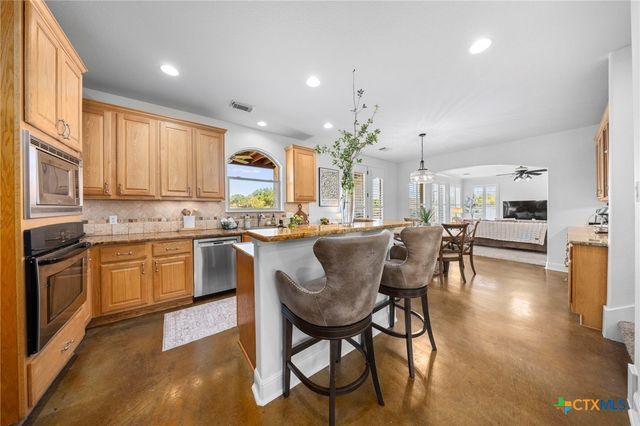 600 Lake Side Cove, Georgetown, TX 78628