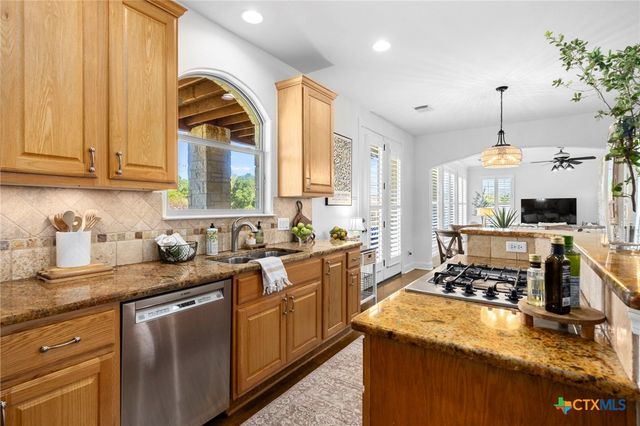 600 Lake Side Cove, Georgetown, TX 78628