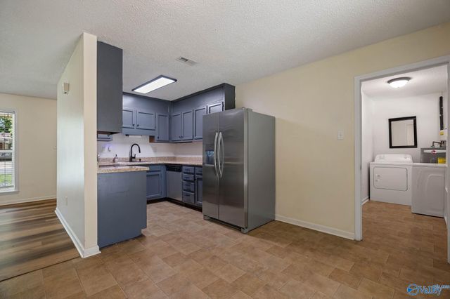 3613 White Oak Way SW, Huntsville, AL 35805
