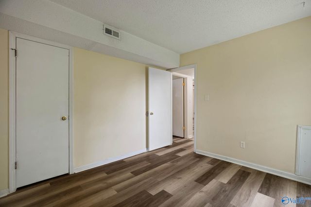 3613 White Oak Way SW, Huntsville, AL 35805