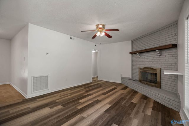 3613 White Oak Way SW, Huntsville, AL 35805