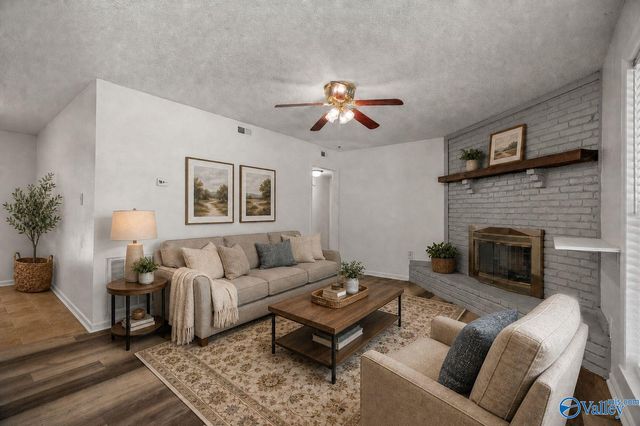 3613 White Oak Way SW, Huntsville, AL 35805