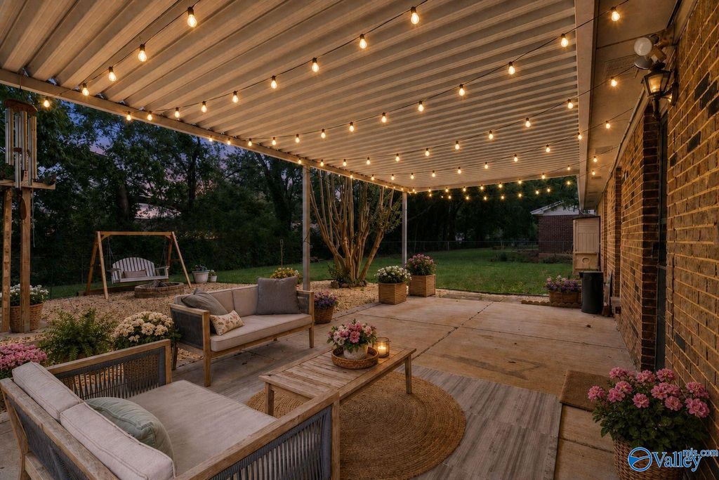 3613 White Oak Way SW, Huntsville, AL 35805