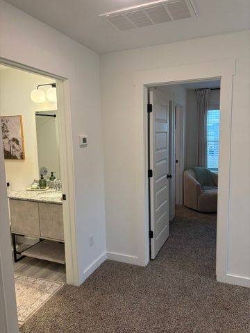 501 Discovery Avenue, Bentonville, AR 72713