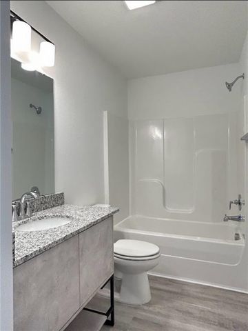 501 Discovery Avenue, Bentonville, AR 72713