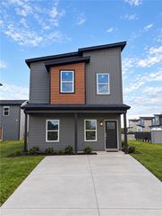 501 Discovery Avenue, Bentonville, AR 72713