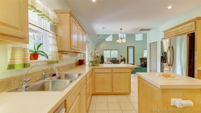 10691 E Fawn Lane, Talala, OK 74080