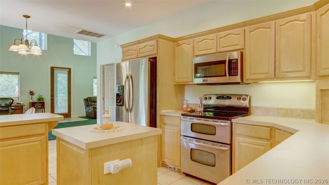 10691 E Fawn Lane, Talala, OK 74080