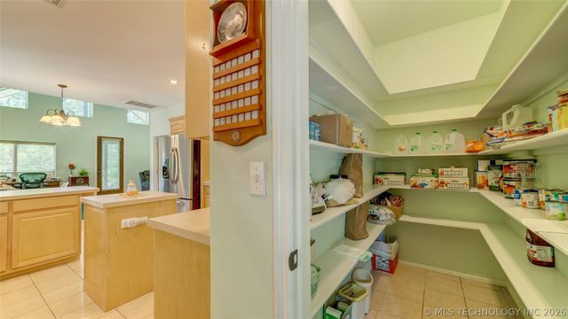 10691 E Fawn Lane, Talala, OK 74080