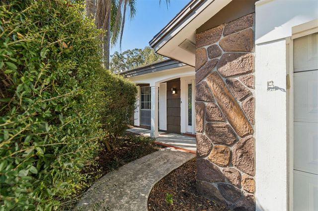 8210 CLOVER HILL LOOP, Hudson, FL 34667