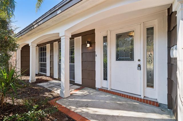 8210 CLOVER HILL LOOP, Hudson, FL 34667