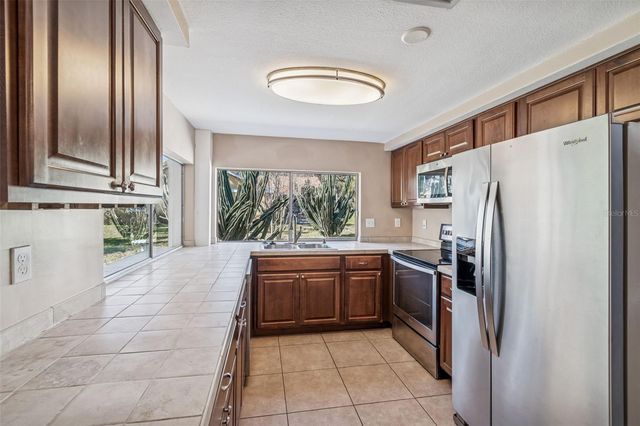 8210 CLOVER HILL LOOP, Hudson, FL 34667