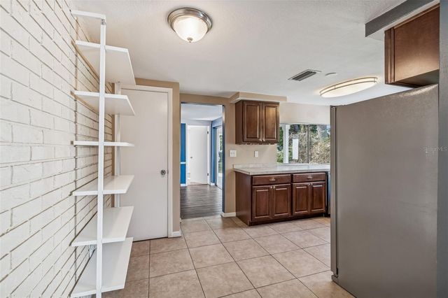 8210 CLOVER HILL LOOP, Hudson, FL 34667