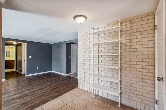 8210 CLOVER HILL LOOP, Hudson, FL 34667