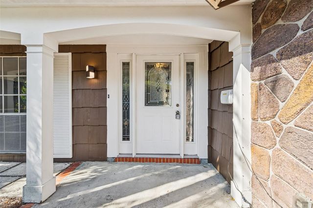 8210 CLOVER HILL LOOP, Hudson, FL 34667