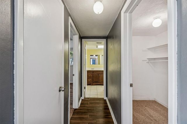 8210 CLOVER HILL LOOP, Hudson, FL 34667