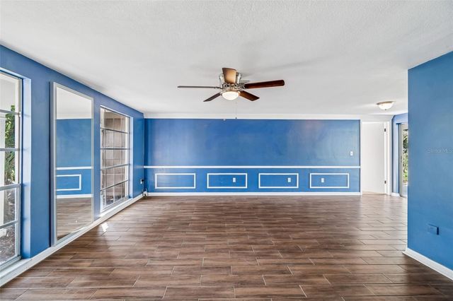 8210 CLOVER HILL LOOP, Hudson, FL 34667