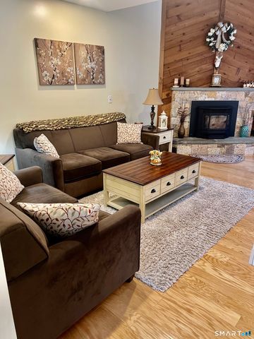 373 Trailsend Drive, Torrington, CT 06790