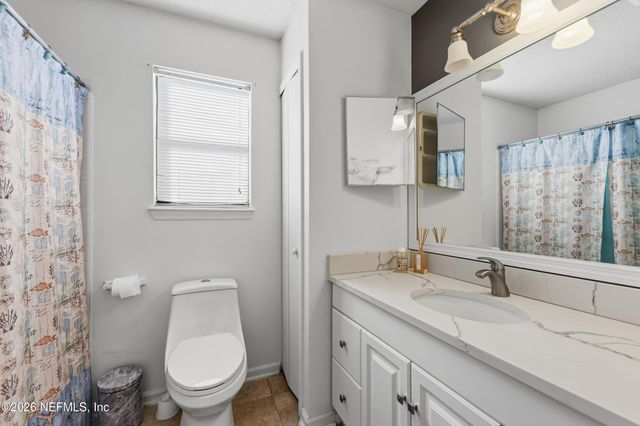 407 NAUGATUCK Drive, Jacksonville, FL 32225