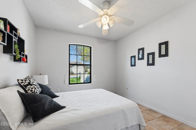 407 NAUGATUCK Drive, Jacksonville, FL 32225