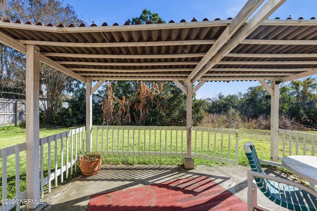 407 NAUGATUCK Drive, Jacksonville, FL 32225