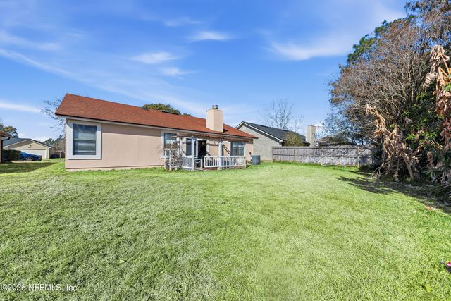 407 NAUGATUCK Drive, Jacksonville, FL 32225