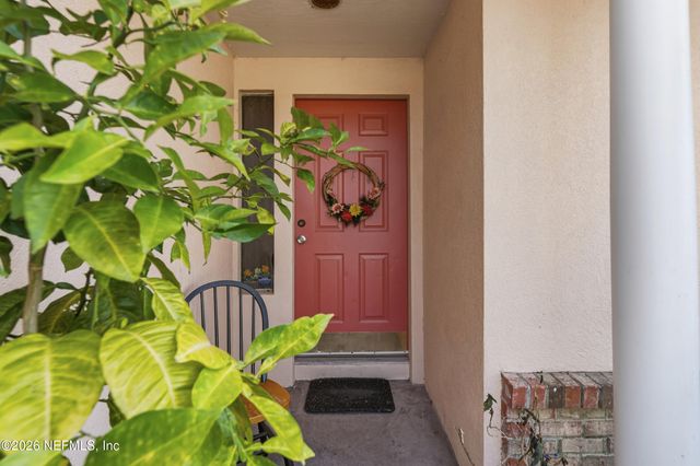 407 NAUGATUCK Drive, Jacksonville, FL 32225