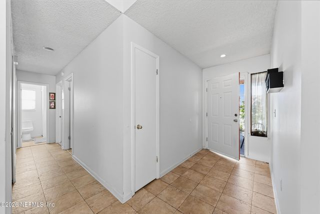 407 NAUGATUCK Drive, Jacksonville, FL 32225