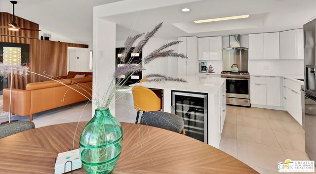 300 W Pico Road, Palm Springs, CA 92262