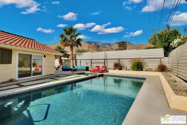 300 W Pico Road, Palm Springs, CA 92262