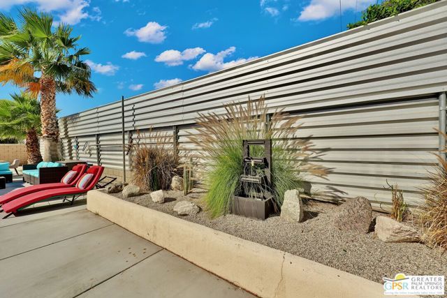 300 W Pico Road, Palm Springs, CA 92262