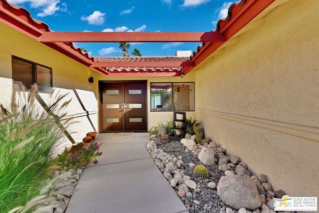 300 W Pico Road, Palm Springs, CA 92262