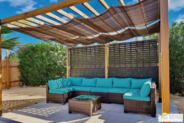 300 W Pico Road, Palm Springs, CA 92262