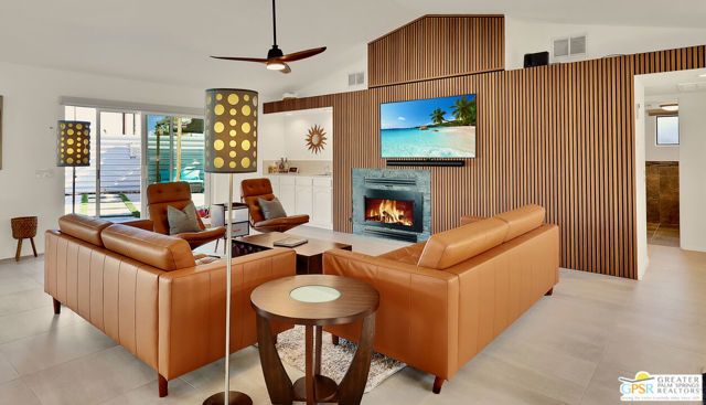 300 W Pico Road, Palm Springs, CA 92262