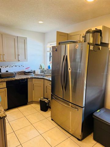 2910 VIENNA LANE, Kissimmee, FL 34744